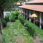 Glockenspiel Hotel 3*