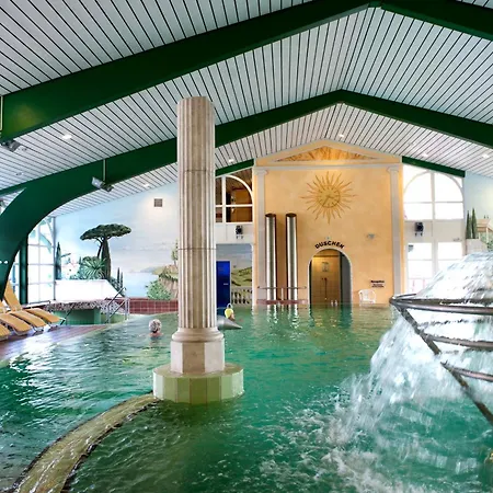 Hotel Glockenspiel 3*